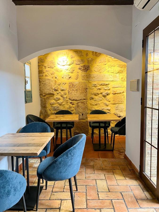 Hostal Servilia Кармона Экстерьер фото