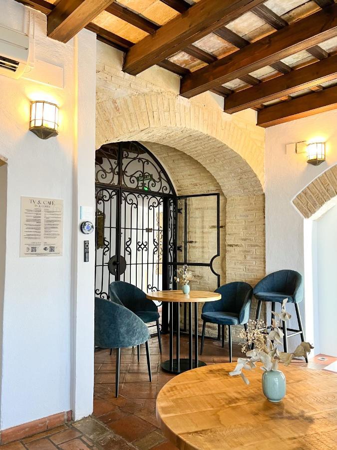 Hostal Servilia Кармона Экстерьер фото