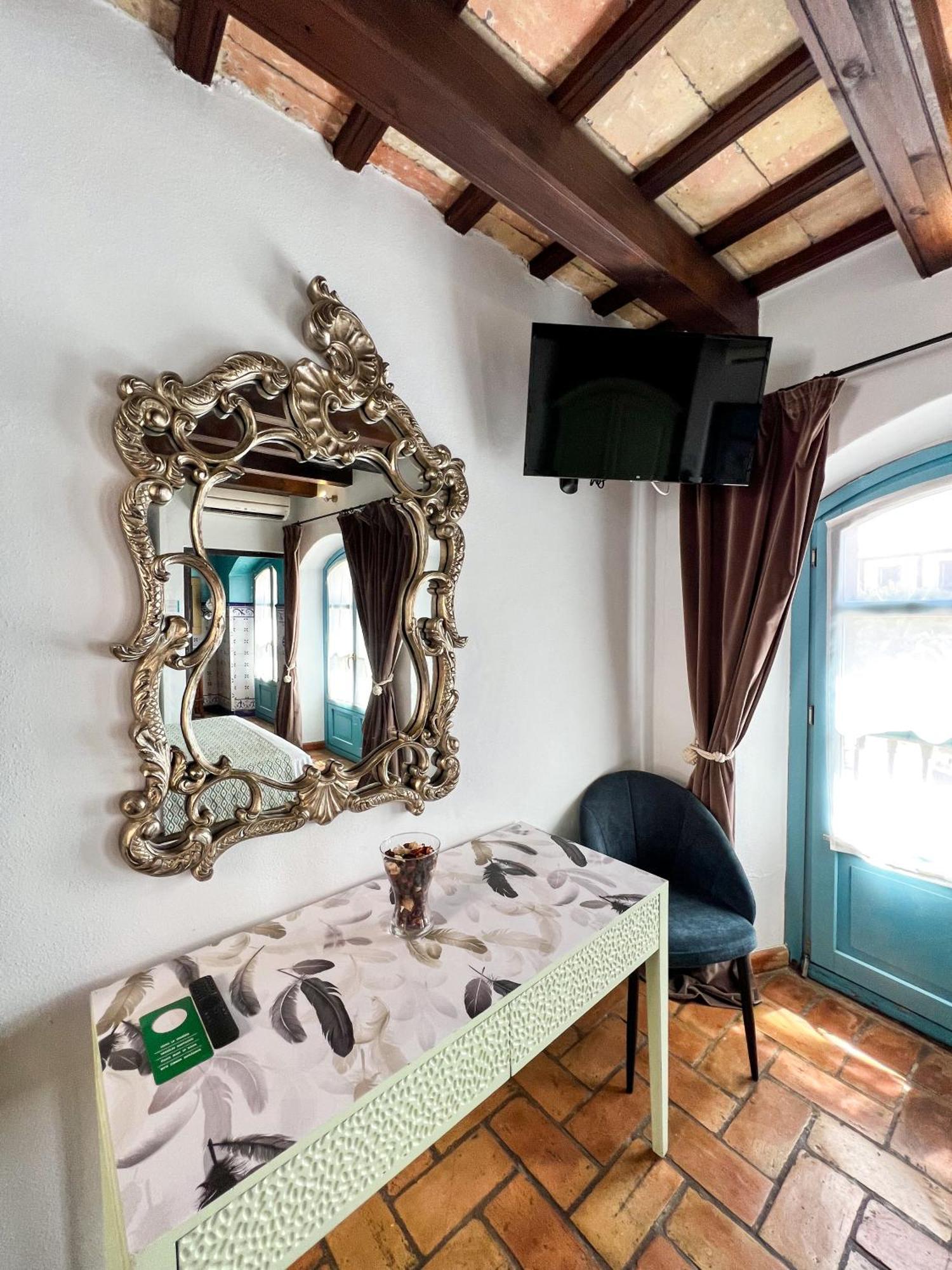 Hostal Servilia Кармона Экстерьер фото